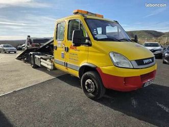 iveco daily 70c14/17d dépanneuse
