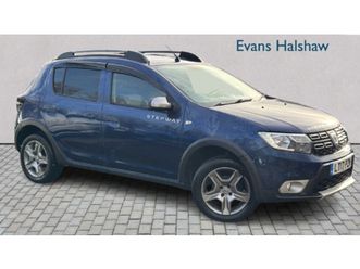 0.9 tce laureate 5dr 2017