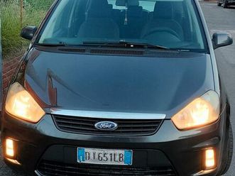 ford focus cmax
