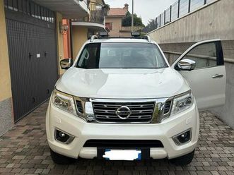 pickup nissan navara autocarro