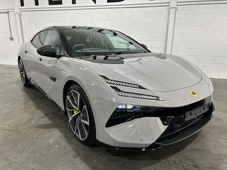 102kwh r auto 4wd 5dr (dual motor)