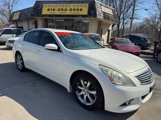 2011 infiniti g25