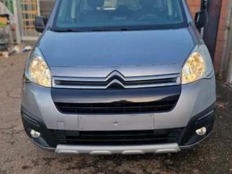 ② citroën berlingo 1.6 hdi 100pk/automaat(bouw2015/164.000km) — citroën — 2ememain