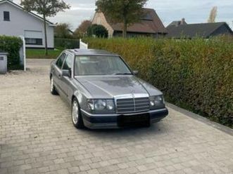 ② mercedes w124 230e — mercedes-benz — 2ememain