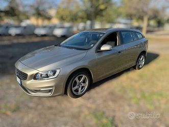 volvo v 60 1.6 dci diesel sw - 2015