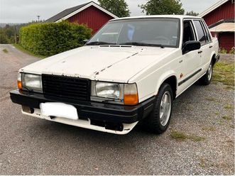 turbo 2.3 manual,4 växlar + od taklucka