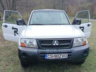 vând mitsubishi pajero prigor