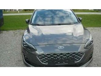 ford focus 1,5 ecoboost 110kw active turnier auto...