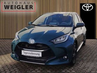 toyota yaris hybrid teamplayer*pdc*sitzheizung*bsm*