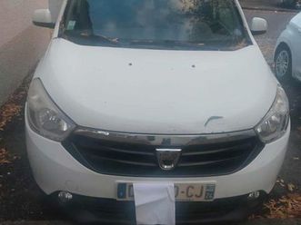 a vendre dacia lodgy 1.2tce 115ch 7places