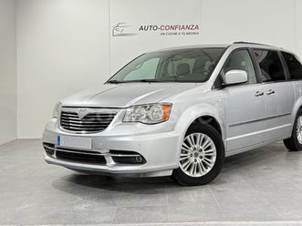 lancia voyager 2.8 crd platinum