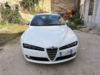 sw 2.0 jtdm distinctive 136cv