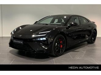 lotus emeya - base 102 kwh | trekhaak | intelligent glazendak | kef audio | alcantara stuurwiel | leder/