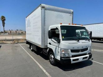 2017 mitsubishi fuso box truck