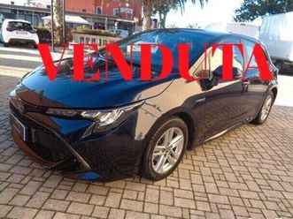 toyota corolla 1.8 hybrid active