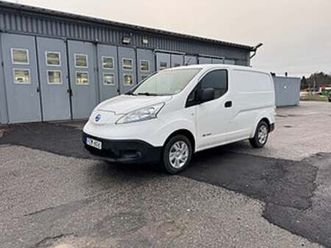 nissan e-nv200 van 24 kwh serviceinredning b-kamera