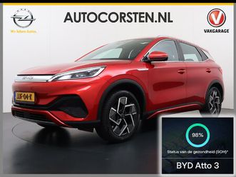 byd atto 3 62kwh design soh 98% pano-dak leer+elektr.verst. warmtepomp adaptieve cruise 360°camera apple carplay android auto elektr.achterklep design verkeersb