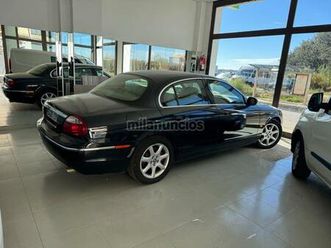 jaguar - stype 2.5 v6 sport