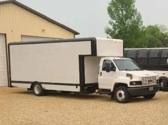 2005 gmc 24' box truck & 14' enclosed trailer package