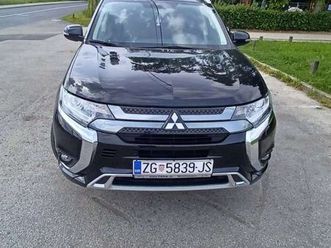 mitsubishi outlander 2,4 phev- plug-in hybrid (4x4), 2021 god.