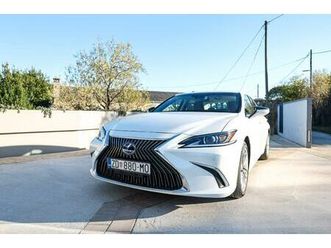 lexus es 300h, 2021 god.