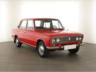 lada 2103 1.5, čr,1.maj