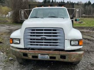 1998 ford f-800 diesel one owner