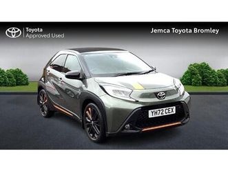toyota aygo x limited edition hatchback's 1.0 vvt-i limited edition (canvas roof) euro 6 (start/stop) 5dr
