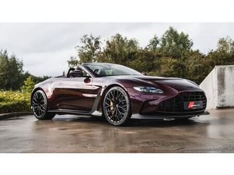 2025 aston martin vantage rouge automatique, 7+ vitesses...
