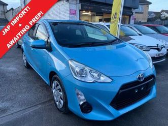 2015 toyota aqua 1.5 petrol hybrid metallic blue 5dr hatchback automatic