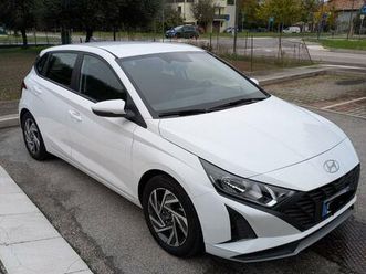 hyundai i20 1.2 gpl connectline 78cv mt del 2024 usata a forli'