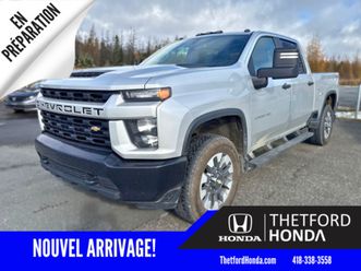 custom 4x4 **v8 6.6l** crew cab ** boite 6pi9