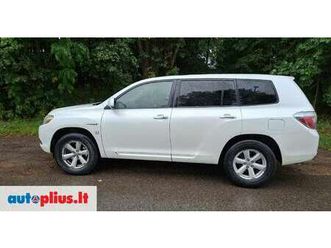 toyota highlander, 3.3 l., off-road / crossover
