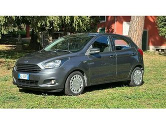 macchina in ottimo stato, non fumatore