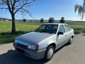 opel kadett*1.6*automatik*81.000 km