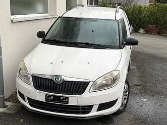 skoda praktik 1.2 canton vaud