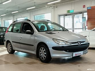 sw x line 1,4 / suomi-auto / huoltokirja / kahdet renkaat / lohkolämmitin /