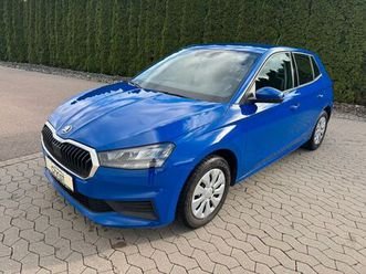 skoda fabia 1.0l mpi active *led*bluetooth*carplay*pdc