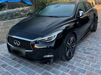 infiniti q30s 2.0 t - 211cv sport - city black - 7dct - awd – 1ere main