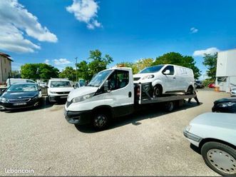 dépanneuse iveco porte voiture