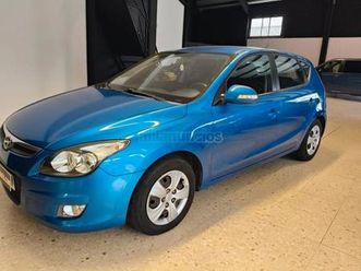 hyundai - i30 cw 1.6 crdi 90cv comfort