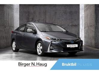 1,8 vvt-i phev executive toppmodell! jbl/360/hud/bi-led