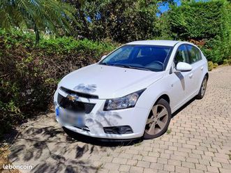 chevrolet cruze blanche essence 140 cv 1.8l ltz+ 2012