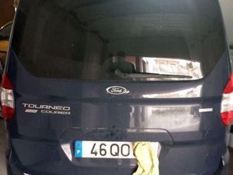 ford tourneo courier novembro/15