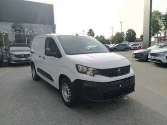 elettrico 136cv batteria 50kwh m 3 posti km zero