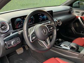 a 220 sedán 4matic 7g-dct