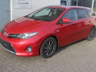 auris 1.8 vvt-i hybrid automatik sports