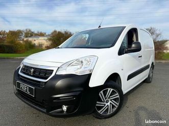 (9125 ht) ? peugeot partner 1.6l hdi 100 - 3places/1°main/gps/carplay/clim/tel/regul/radar