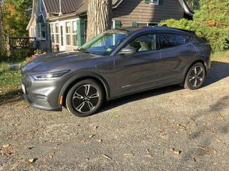 2021 mustang mach e awd select premium