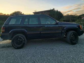 grand cherokee i 1993 5.2 limited auto